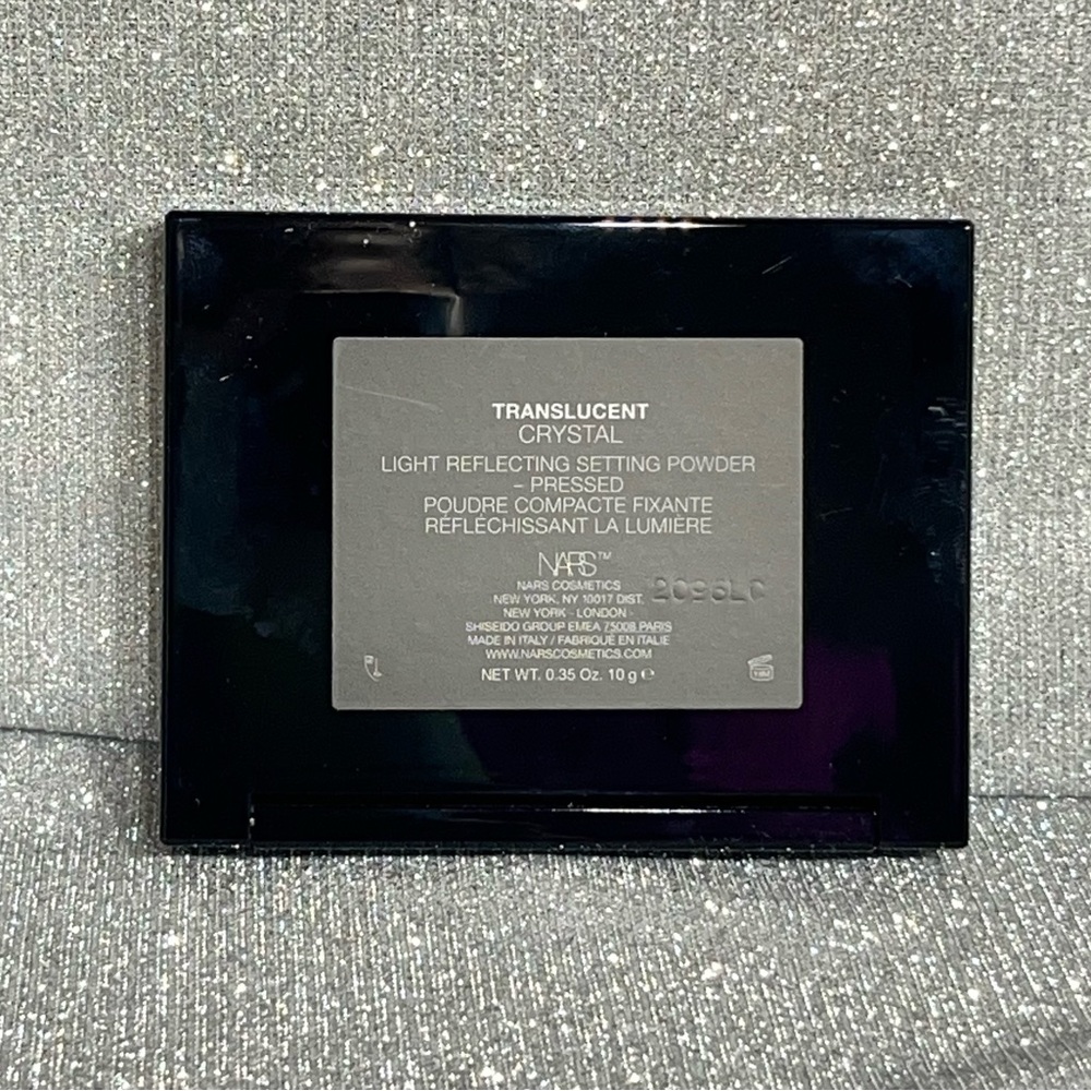 ✨NARS Translucent Crystal Pressed Powder - Picture 4 of 4